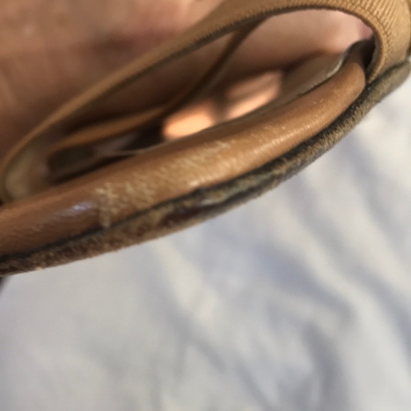 Final Markdown !Stuart Weitzmann kitten heels - Picture 9 of 12